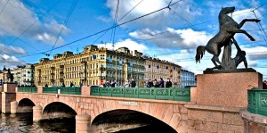 Аничков мост