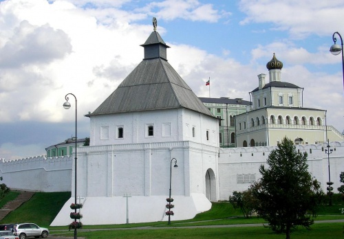 Тайницкая башня Казанского Кремля