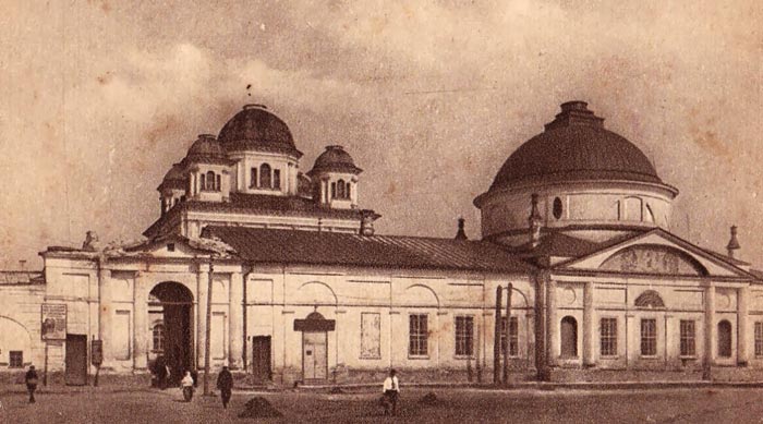 Казанский монастырь без крестов в советские годы.