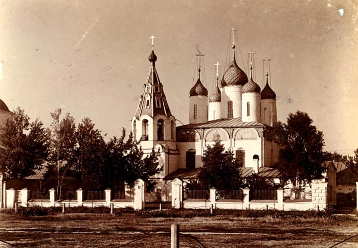 Храм Иоанна Златоуста в Рубленом городе в конце 19 века