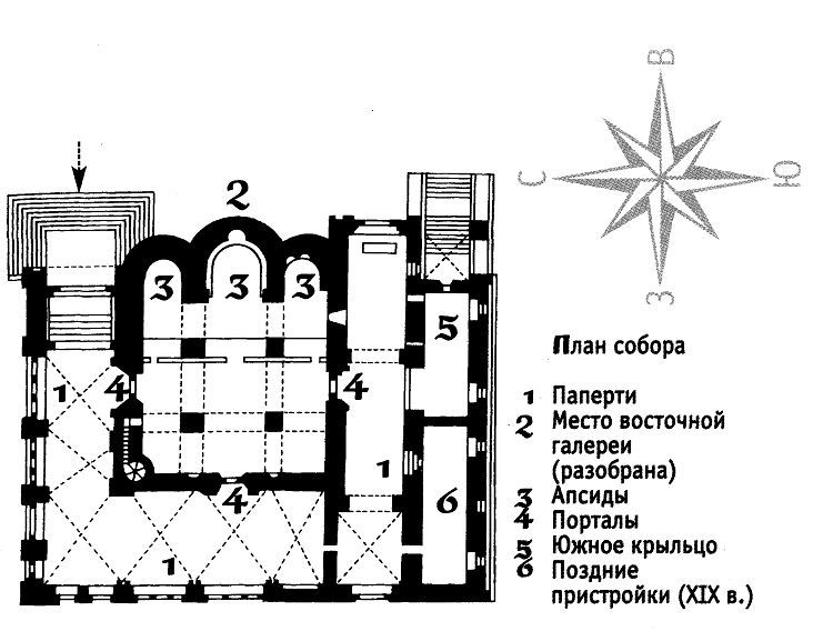 Благовещенский собор перестраивался не раз, но без изменения объема