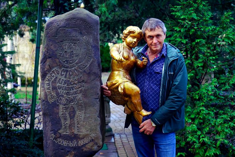 А.Алексеев - это яркий пример очень результативного сочетания таланта и трудолюбия