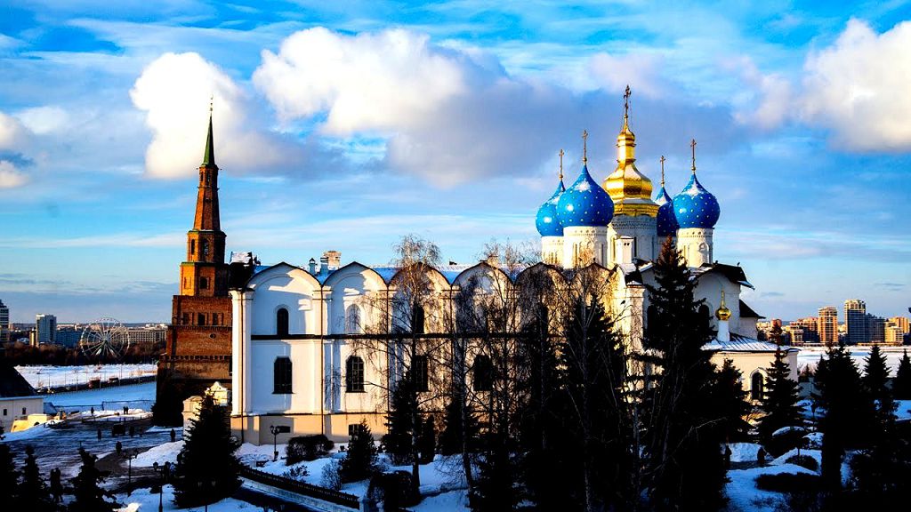 С середины 16 века архитектурный ансамбль Кремля формировался как православный