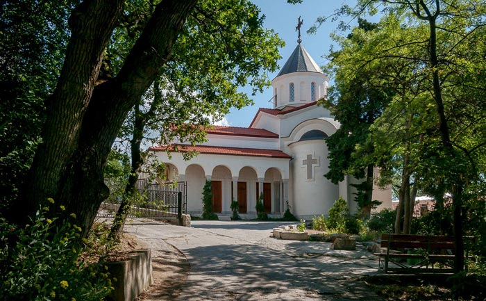Покровский храм, сооруженный при Константине Николаевиче