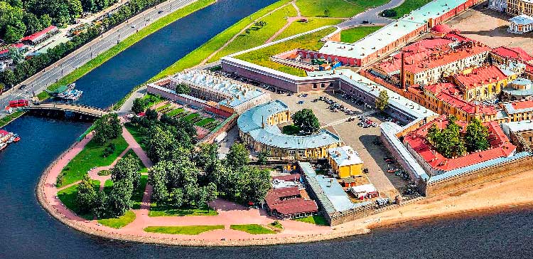 Алексеевский равелин Петропавловской крепости