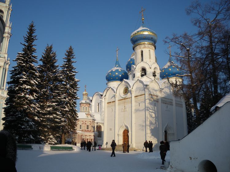 Свято-Троицкая Лавра зимой