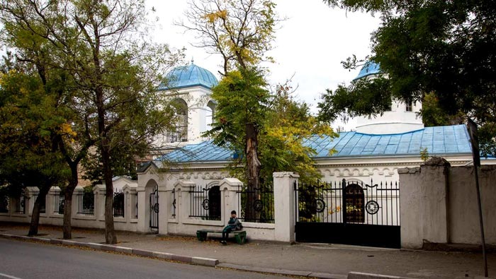 Ограждение территории Введенского храма