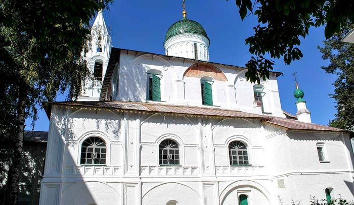 Декор фасадов Церкви Николы Надеина