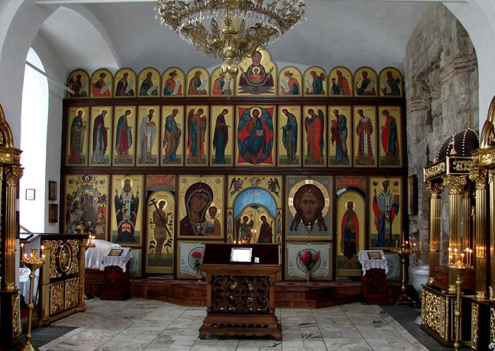 Иконостас в Храме Иоанна Предтечи