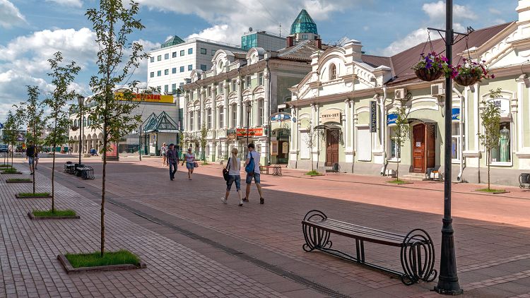 Пешеходная улица Трёхсвятская в Твери