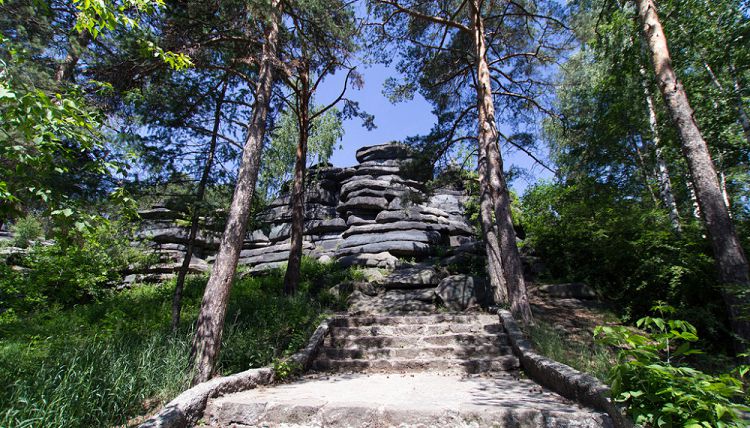 "Палатки" из камней - природная достопримечательность
