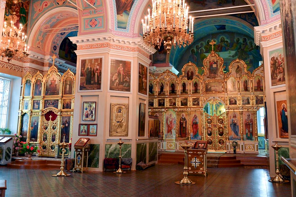 Сегодня Никольский храм это не только украшение города, но и центр Чистопольской епархии