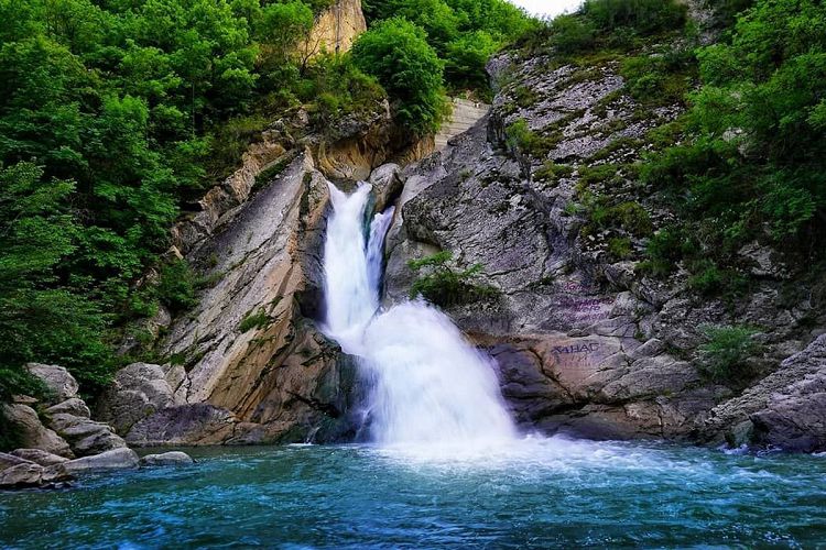 Хучнинский водопад в Дагестане фото Хучнинский водопад в Дагестане фото