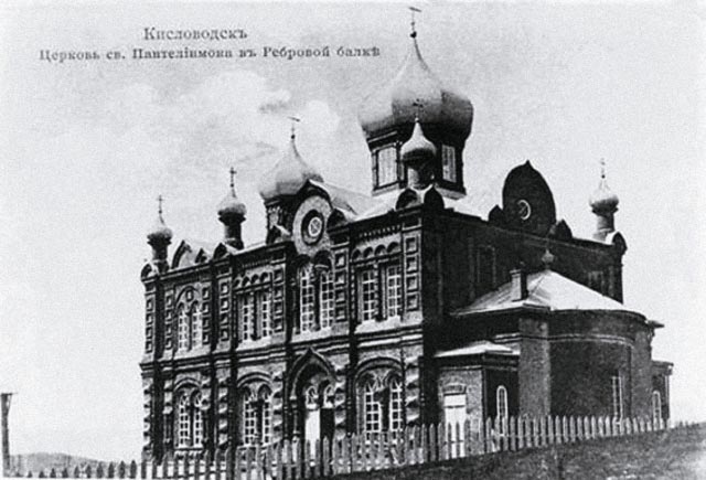 История церкви целителя Пантелеймона