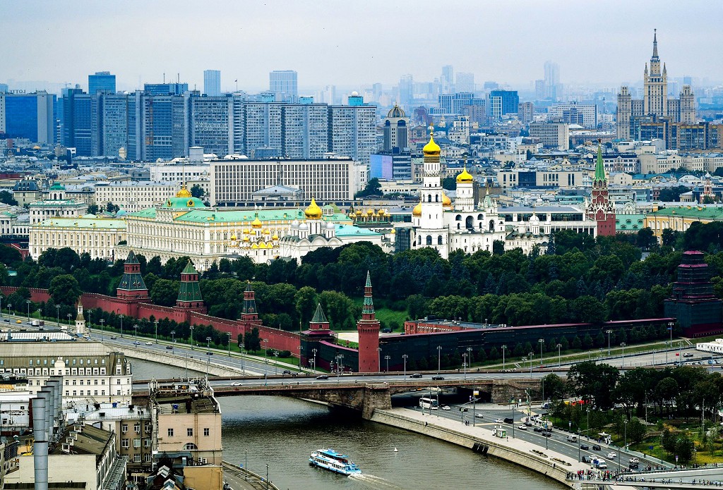 В Москве гармонично уживаются архитектурные комплексы разных веков и стилей