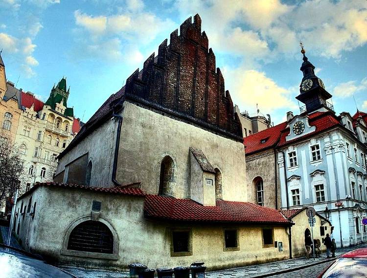 Староновая синагога - старейшая в еврейском квартале