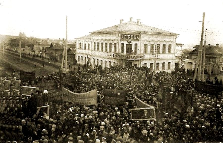 Революционный переворот 1917 года проходил в Чистополе очень активно