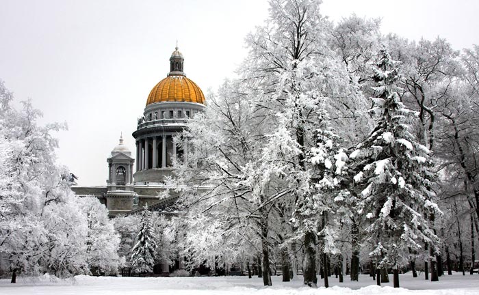 Исаакиевский собор в Петербурге