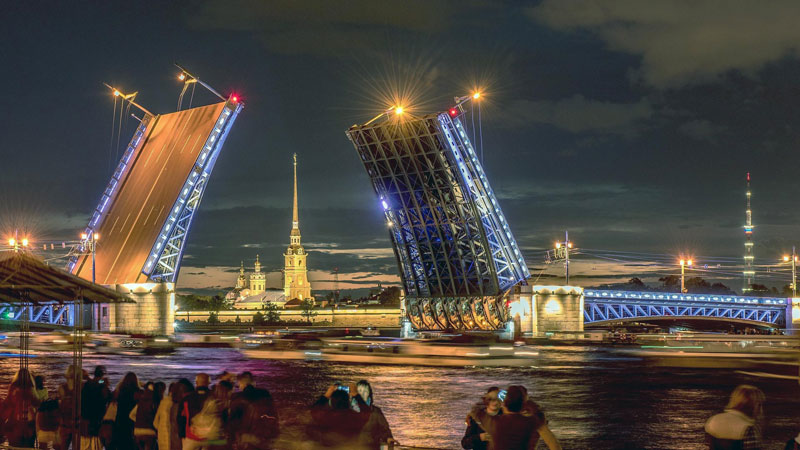 Развод мостов в Санкт-Петербурге Развод мостов в Санкт-Петербурге