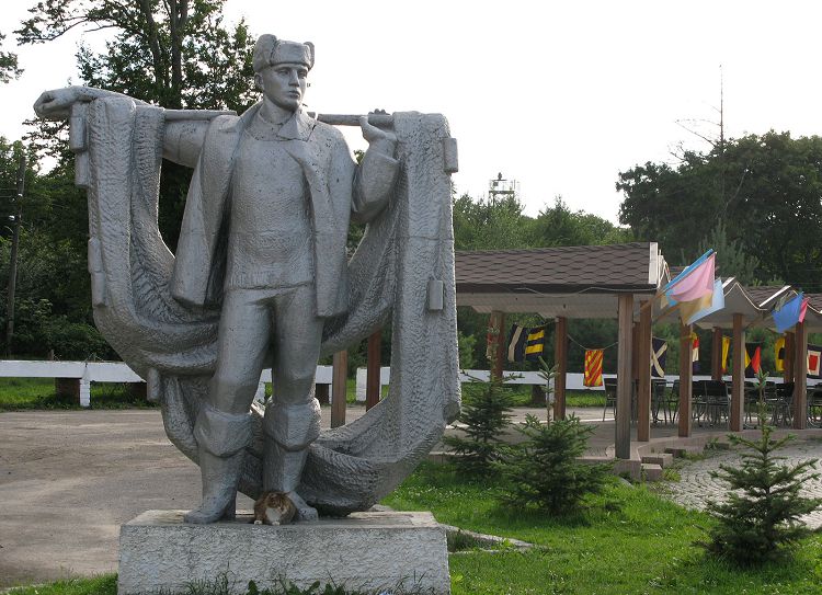 Памятник рыболовам
