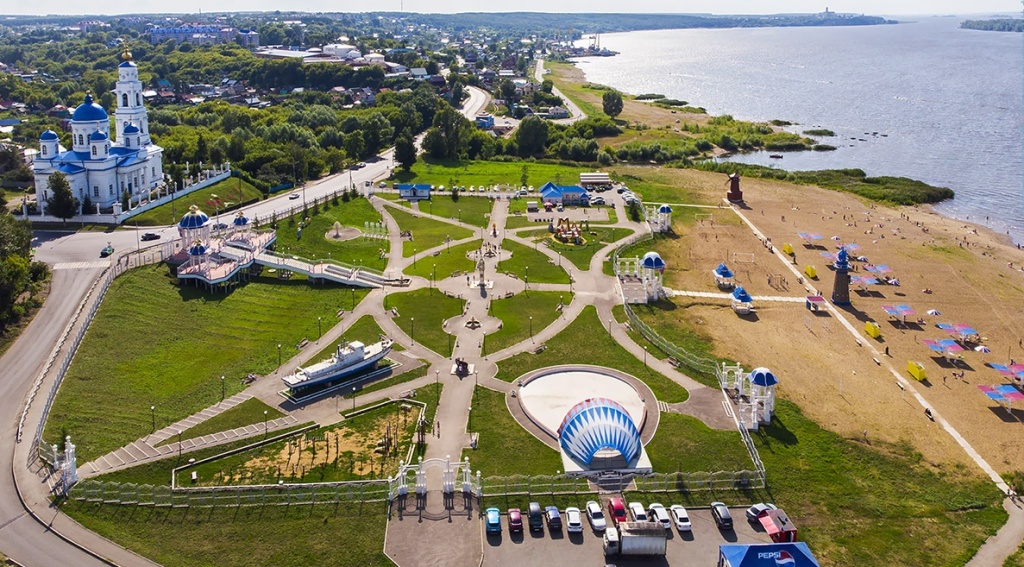 Парк "Набережная Камы" - одна из современных достопримечательностей Чистополя