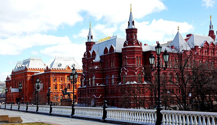 Архитектурное новаторство Шервуда нашло отражение и в сооружении здания Государственной Думы