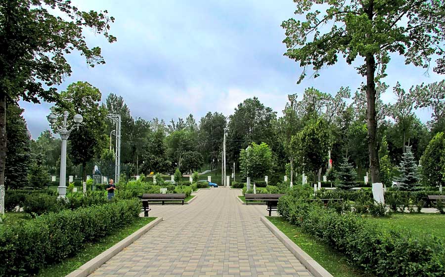 Аллея Самарской Набережной