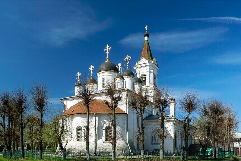 Храм белой троицы