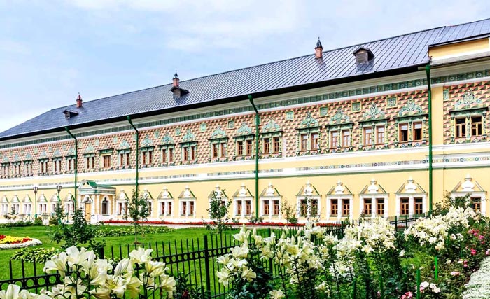 Царские чертоги в Троице-Сергиевой Лавре Царские чертоги в Троице-Сергиевой Лавре