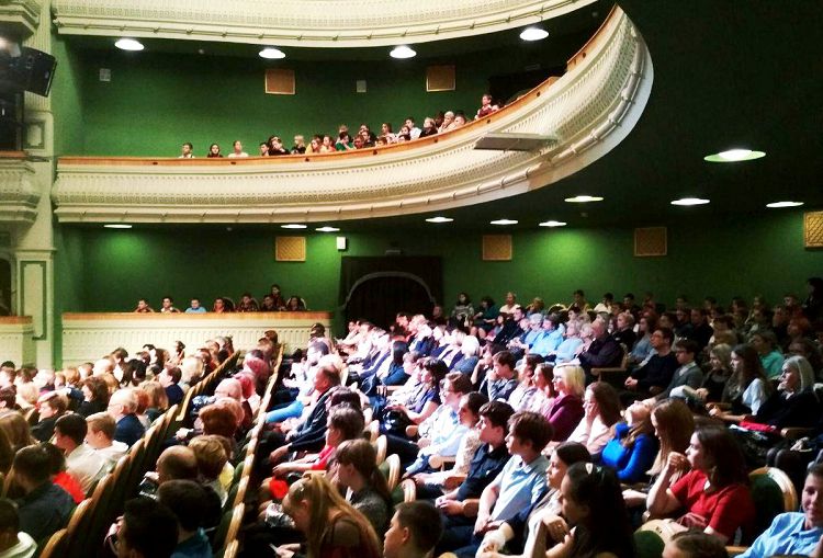 Один из самарских вечеров можно провести в Драматическом театре