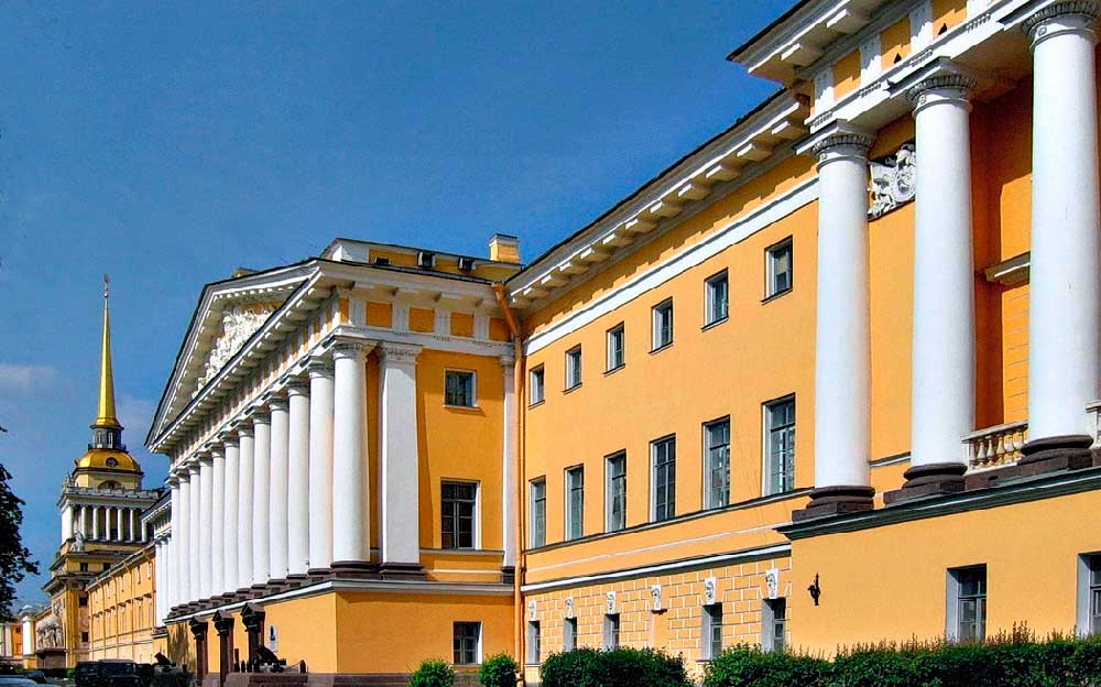 Ритм адмиралтейских корпусов