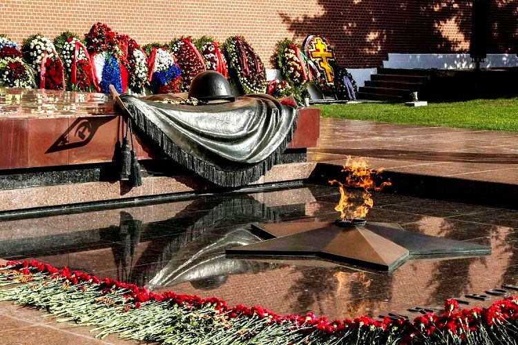 Комплекс Воинского Мемориала посвящен всем, кто отдал свою жизнь в годы войны
