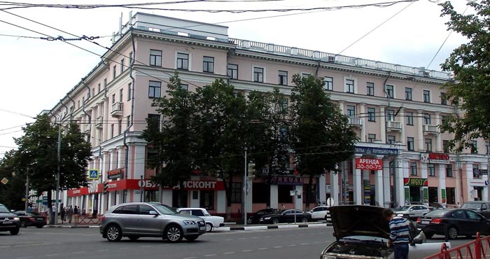 Бизнес-центр "Ярославль" на Волковской площади