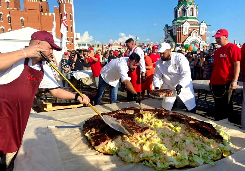 На Патриаршей площади можно попасть на интересные местные мероприятия