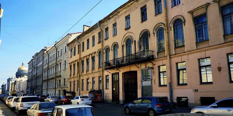 Узенькая улица Якубовича сформировалась в 19 столетии