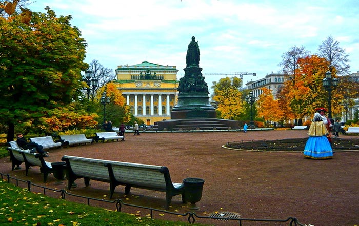 Екатерининский сквер в Питере
