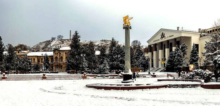 На осмотр зимней Керчи можно потратить несколько часов