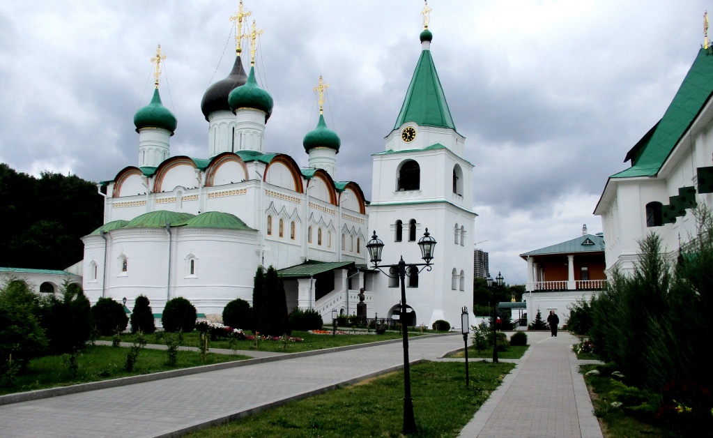 Вознесенский собор и Колокольня Печерского монастыря