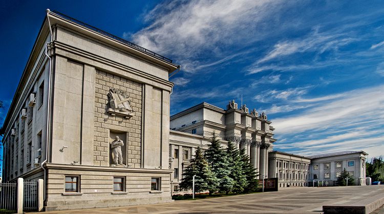 Посетить Самарский театр оперы и балета надо непременно