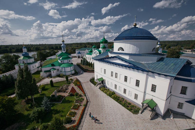 Раифский Богородицкий монастырь вид сверху Раифский Богородицкий монастырь вид сверху