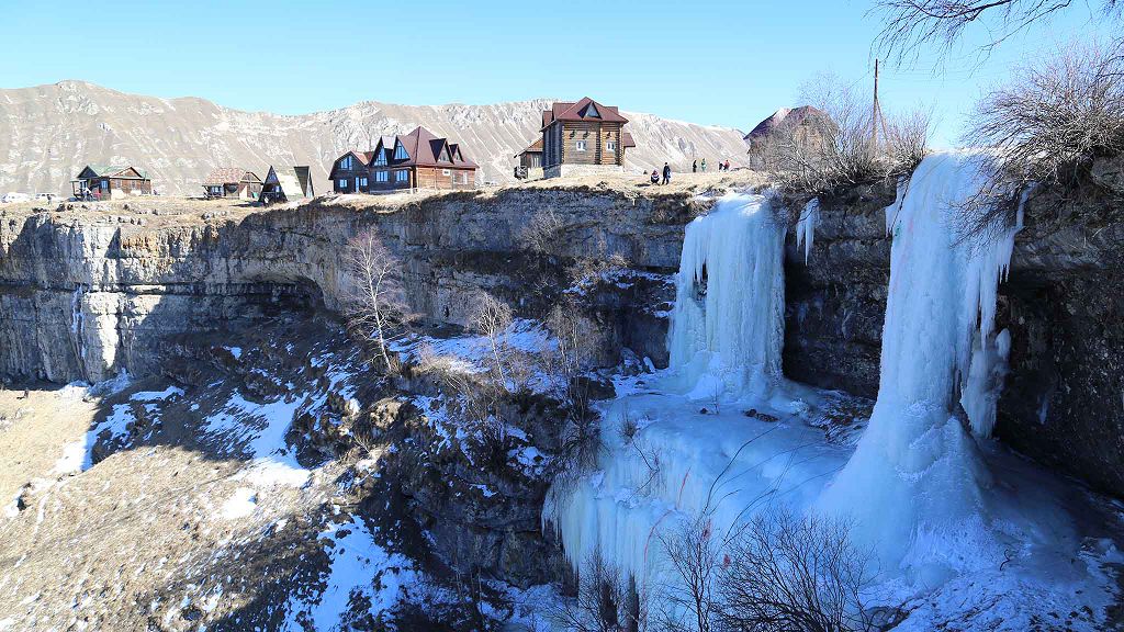 Замерзшие водопады Дагестана