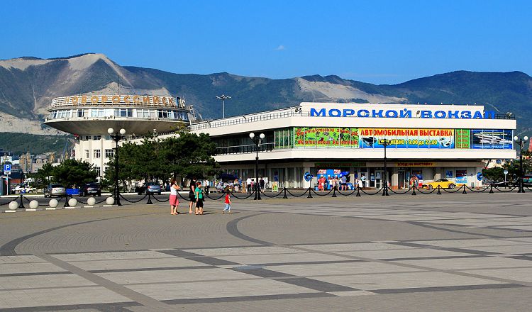 Здание Морского вокзала Новороссийска превращается в торгово-развлекательный центр