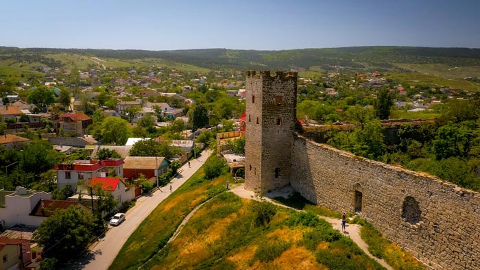 Остатки цитадели древней Генуэзской крепости