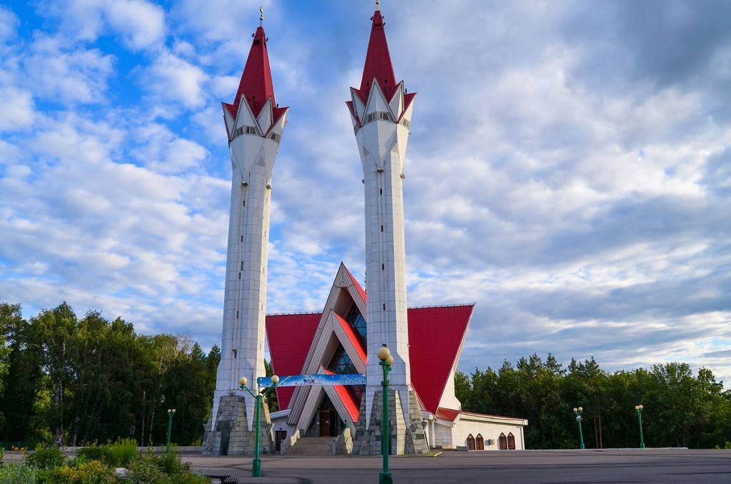 Мечеть Ляля-Тюльпан